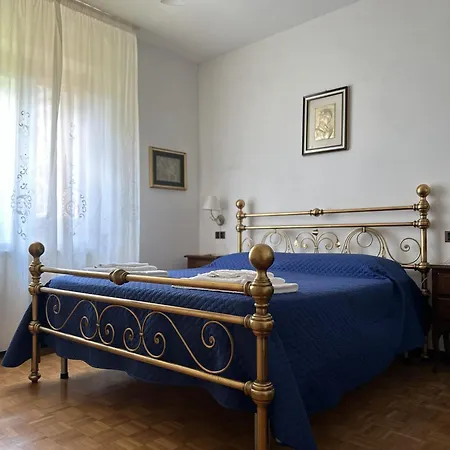 Διαμέρισμα Casale Il Fontanello Τόντι